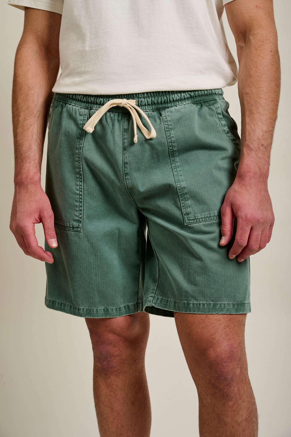 SHORT CARL - SAGE GREEN