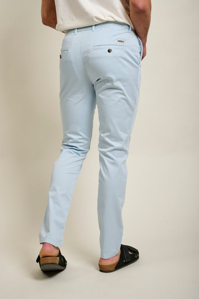 PANTALON CHINO BASIC - SKY