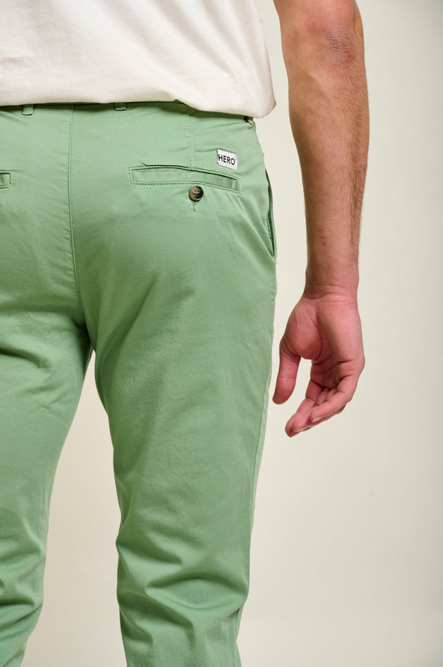 PANTALON CHINO BASIC - SAGE GREEN
