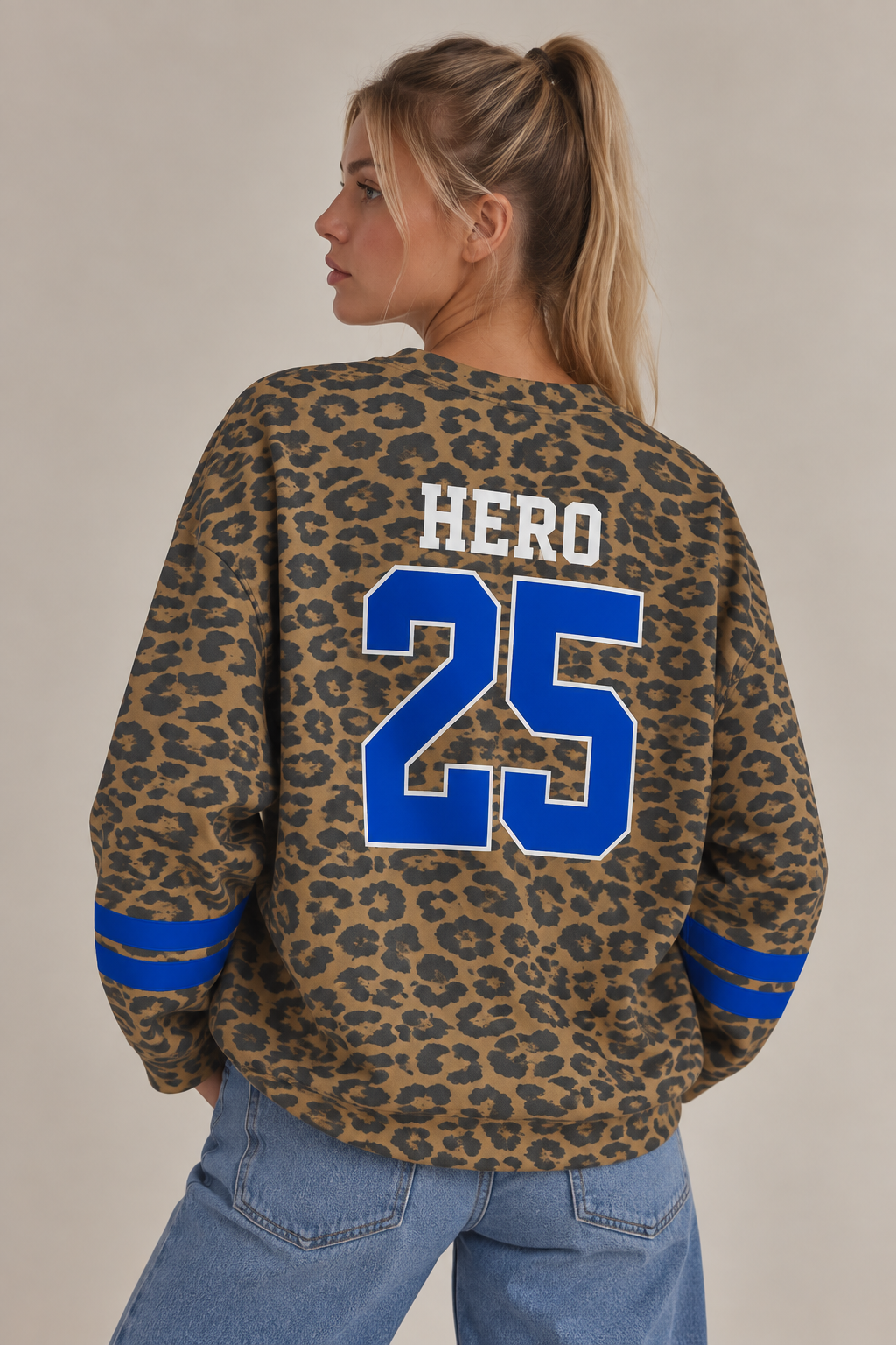 SWEAT COLLEGE TEE - LEOPARD