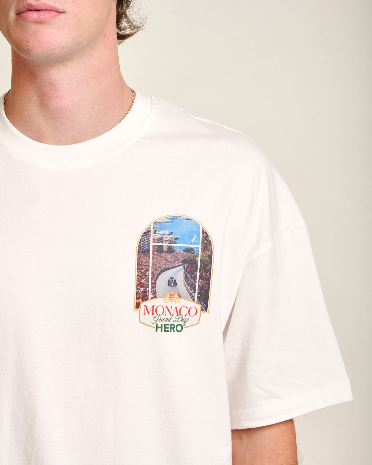 T-SHIRT CROWD TEE - OFF WHITE