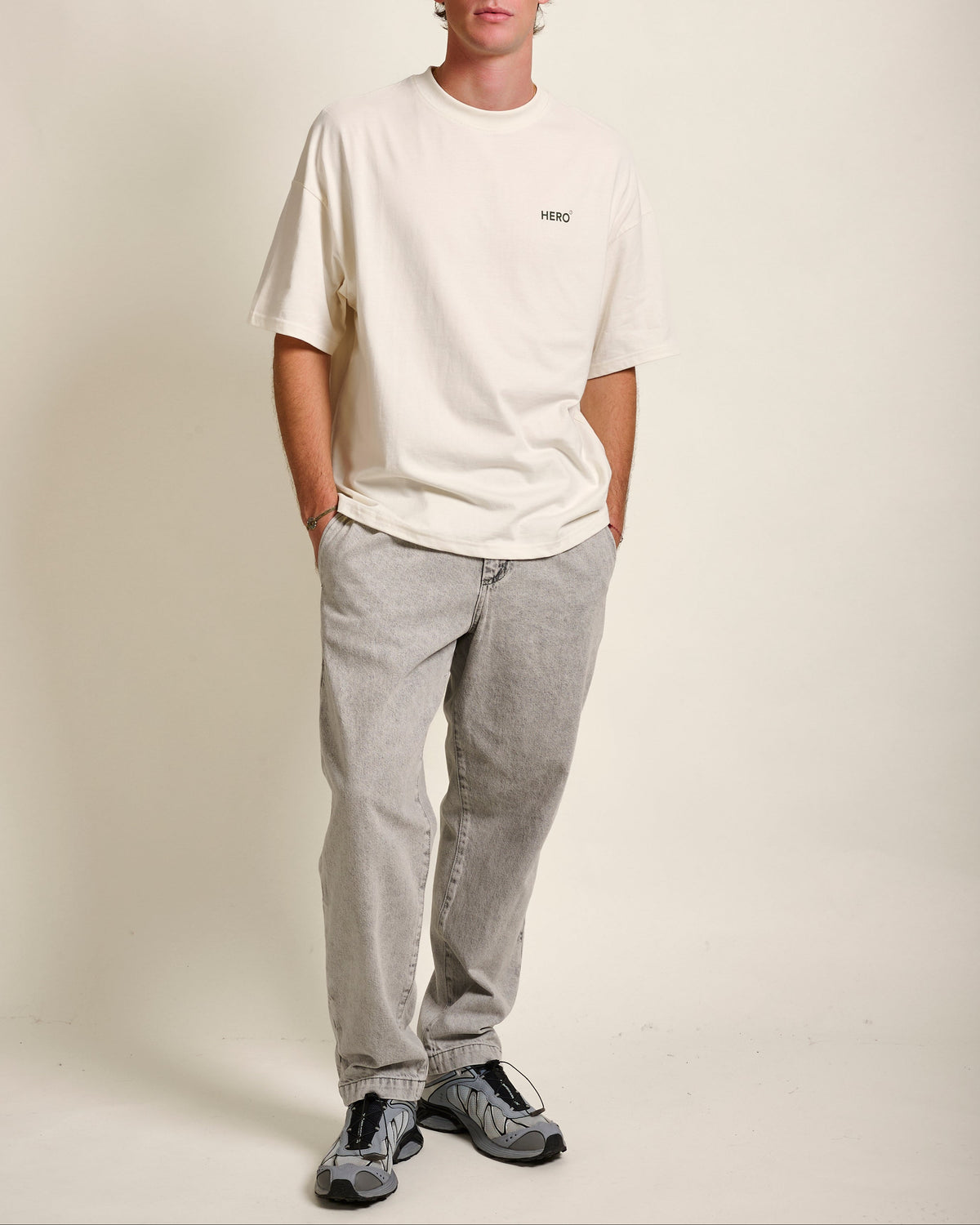T-SHIRT P911 TEE - OFF WHITE