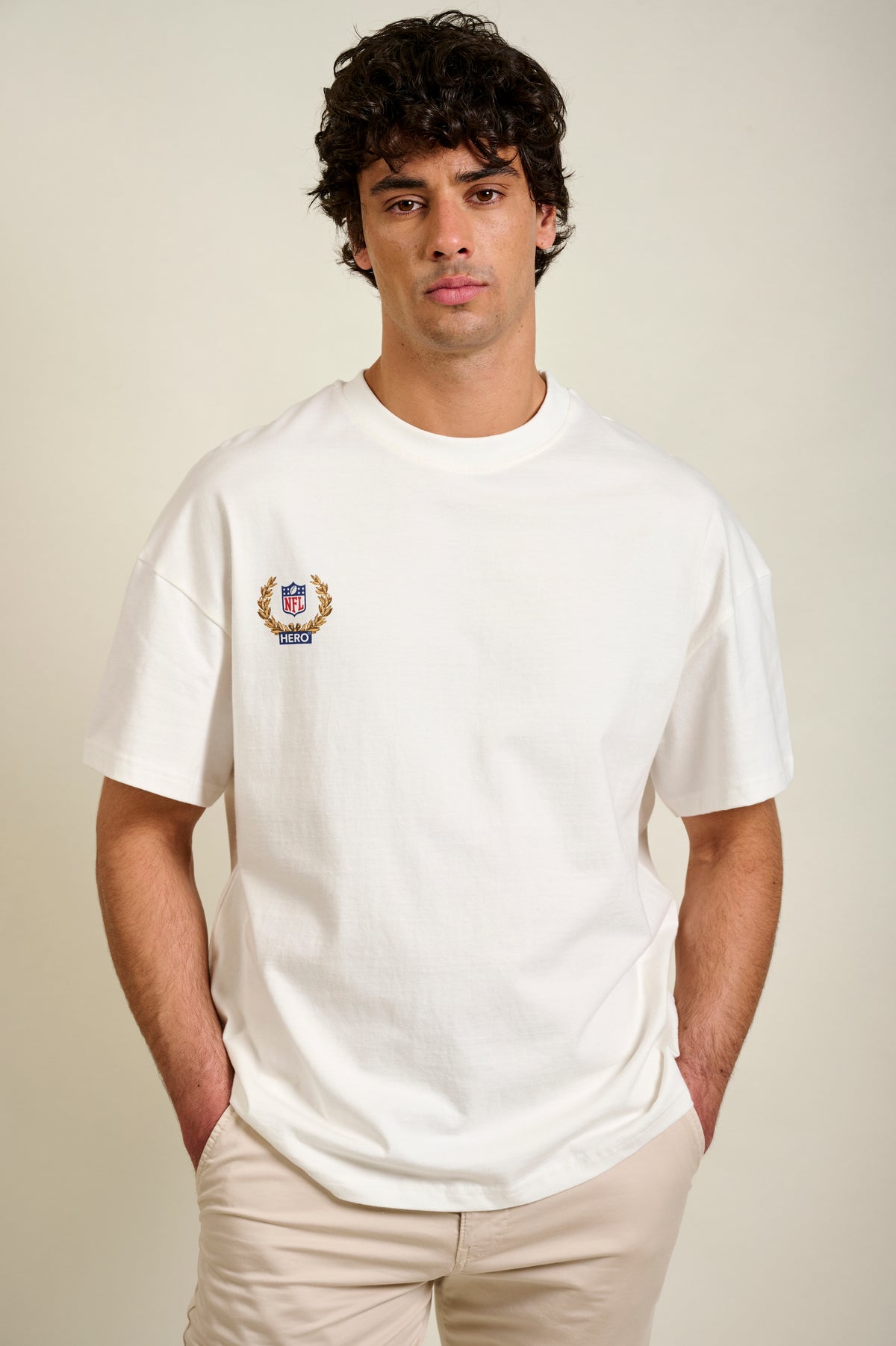 T-SHIRT JETS HELMETS TEE - OFF WHITE