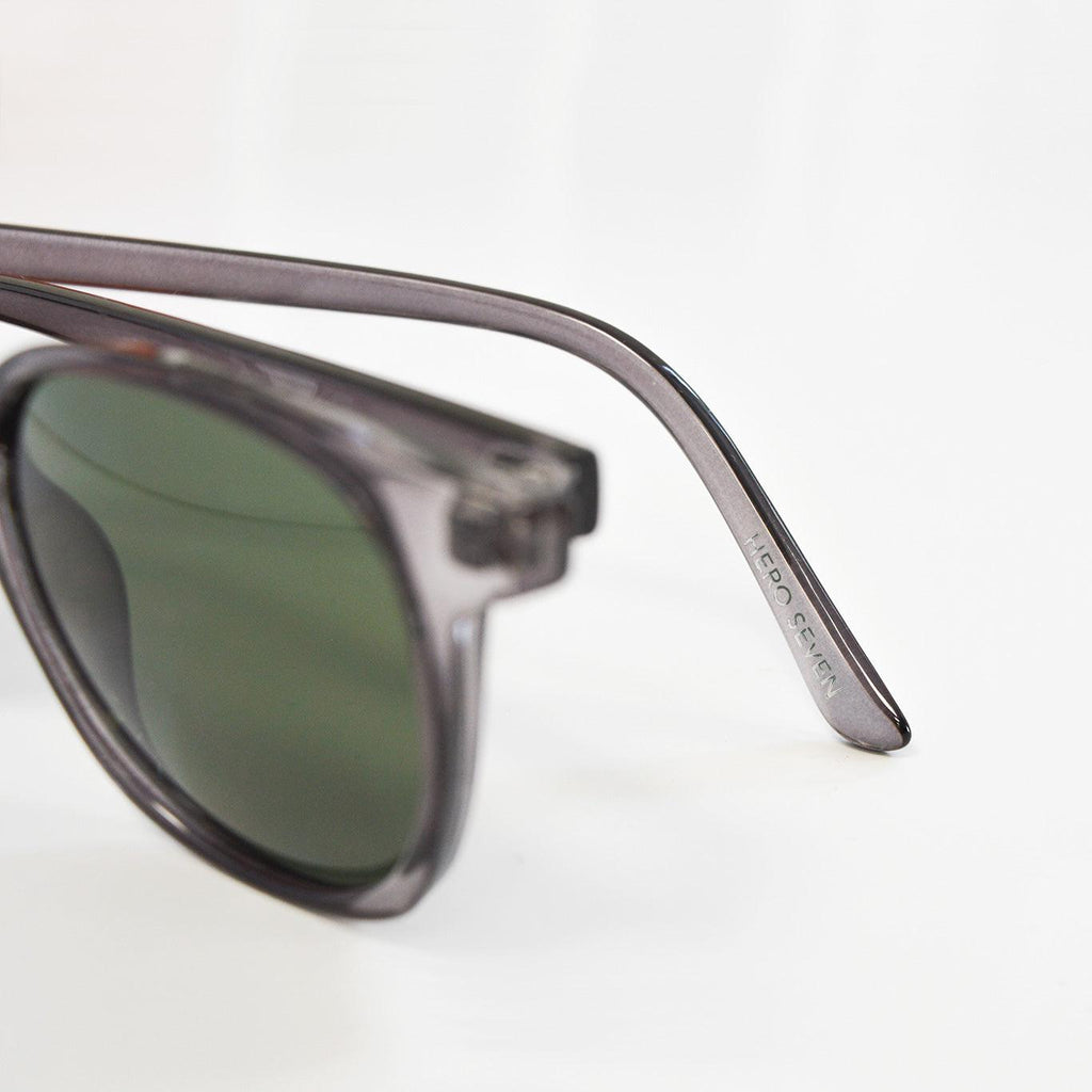 EYEWEAR - GREY - U - EYE
